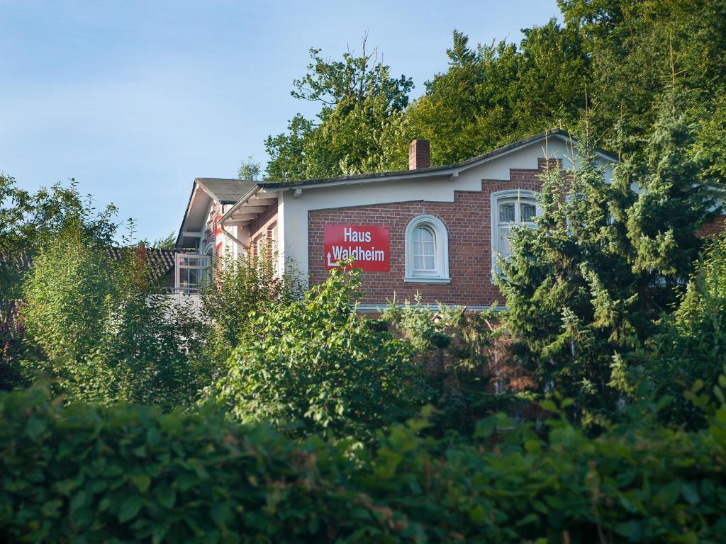 מלון מלנטה Haus Waldheim מראה חיצוני תמונה